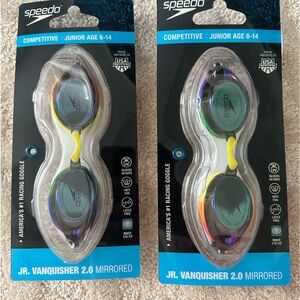 Speedo JR. Vanquisher competition goggles 2.0 mirrored. Rainbow design.